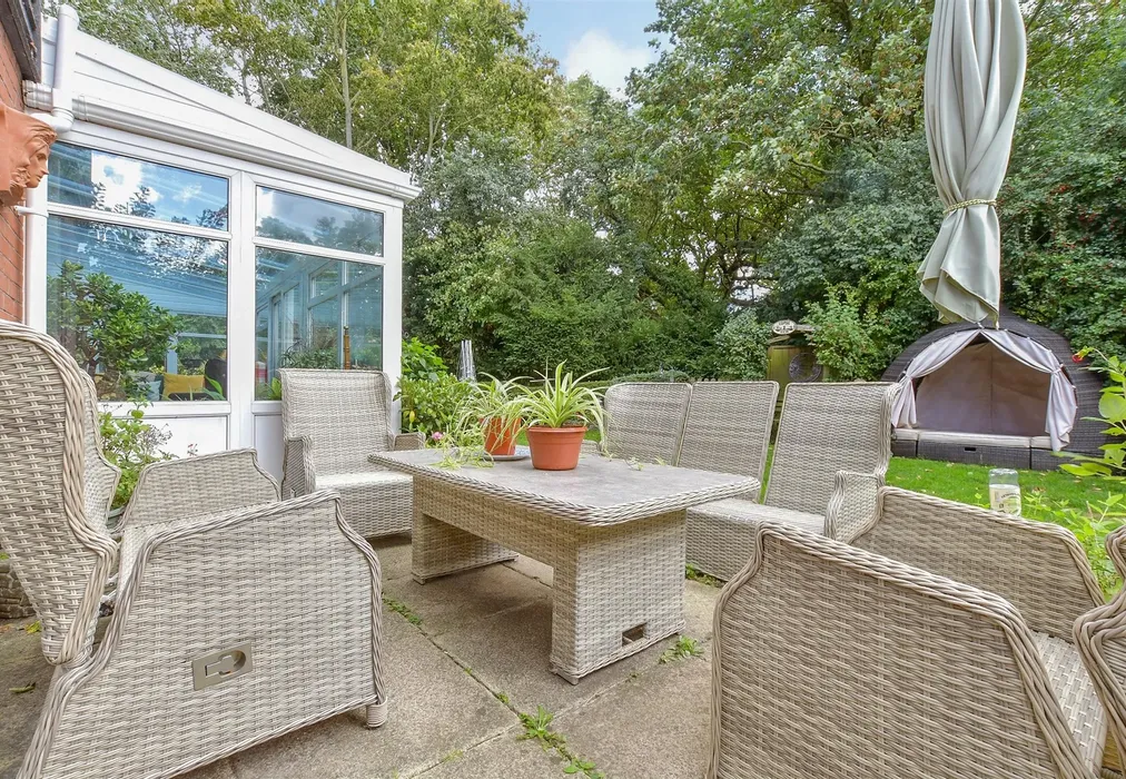 Rear Garden - Aberdeen Close, Upstreet, Canterbury, Kent - Wards of Kent