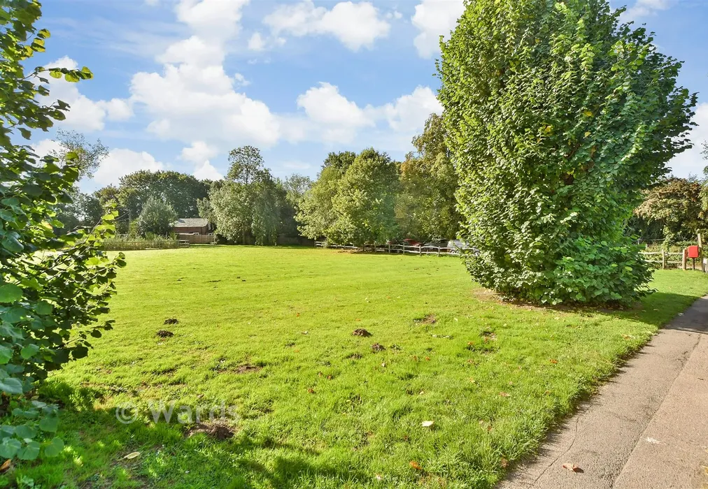 Views To Front - Poplar View, Boughton, Faversham, Kent - Wards of Kent