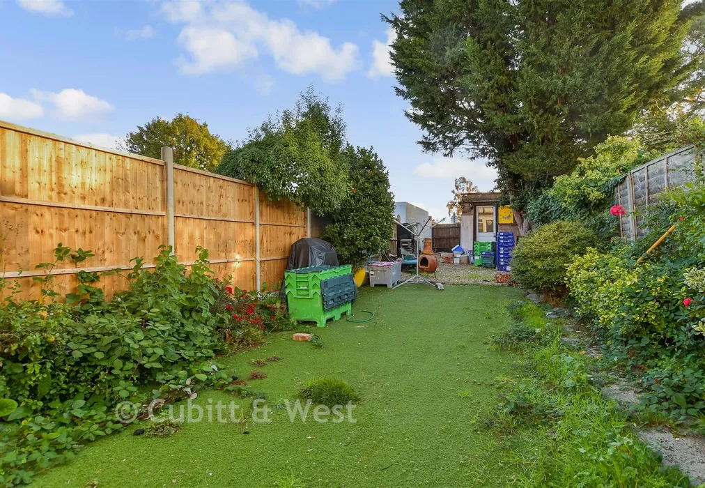 Rear Garden - Barmouth Road, Shirley, Croydon, Surrey - Wards of Kent