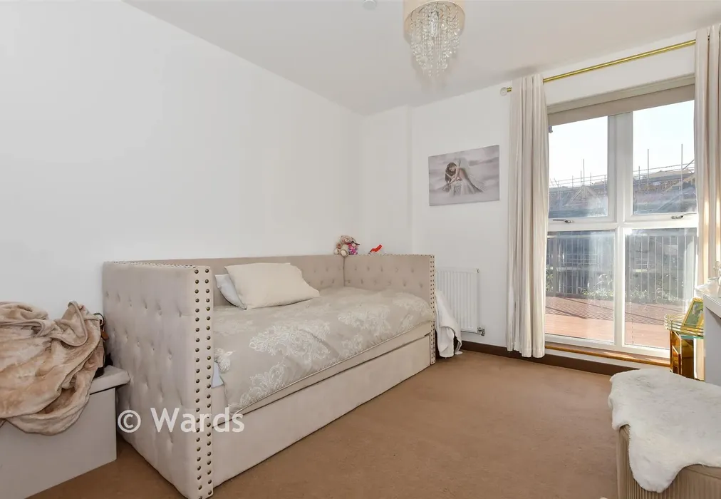 Bedroom 2 - Rosalind Drive, Maidstone, Kent - Wards of Kent