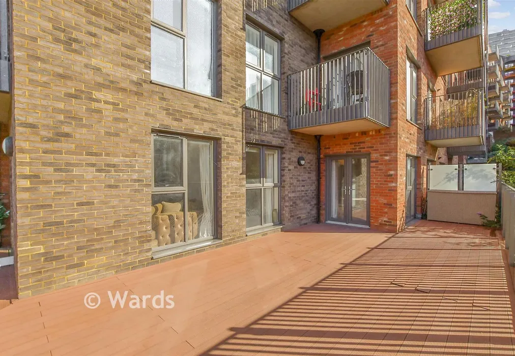 Balcony / Terrace - Rosalind Drive, Maidstone, Kent - Wards of Kent