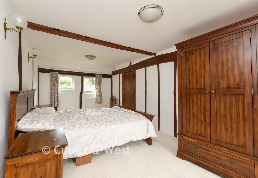 Bedroom 2 - Moats Lane, South Nutfield, Redhill, Surrey - Wards of Kent