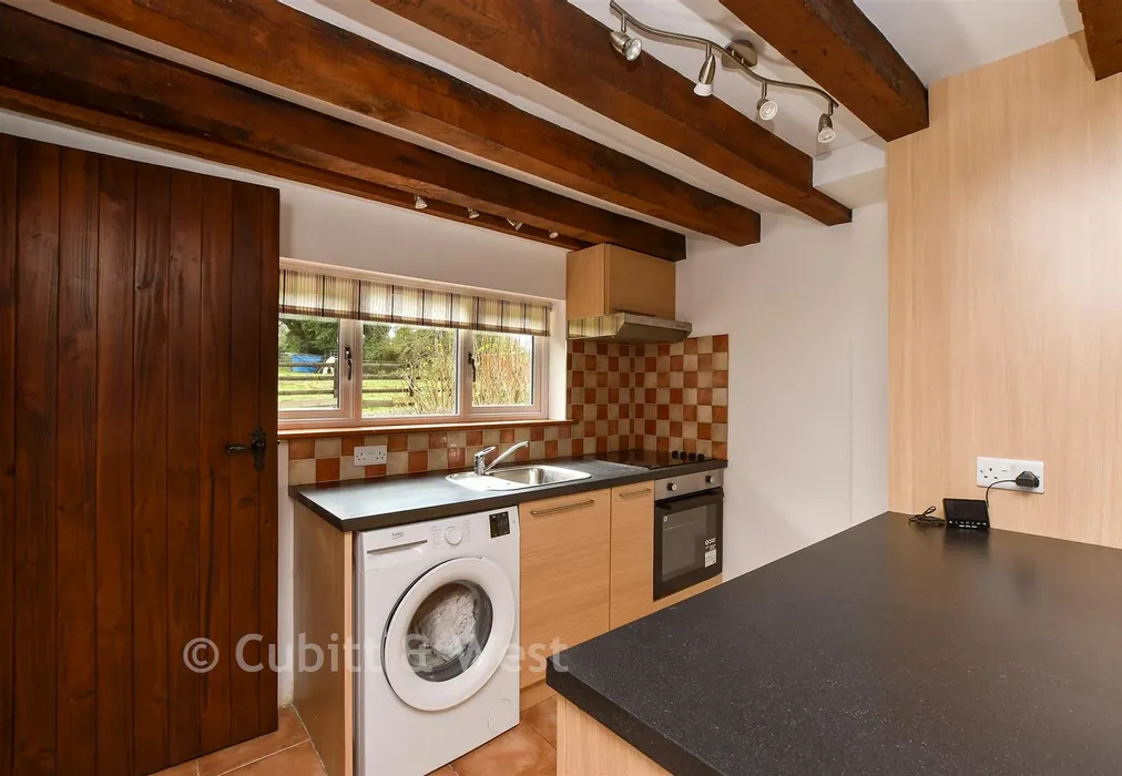 Kitchen 2 - Moats Lane, South Nutfield, Redhill, Surrey - Wards of Kent