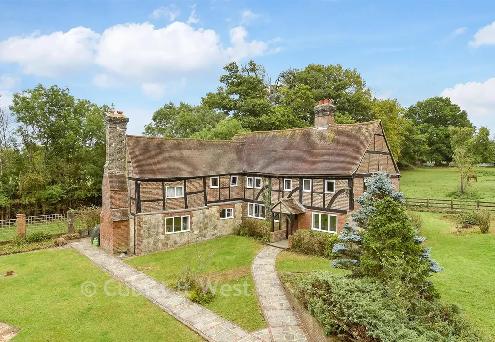 External (Web) - Moats Lane, South Nutfield, Redhill, Surrey - Wards of Kent