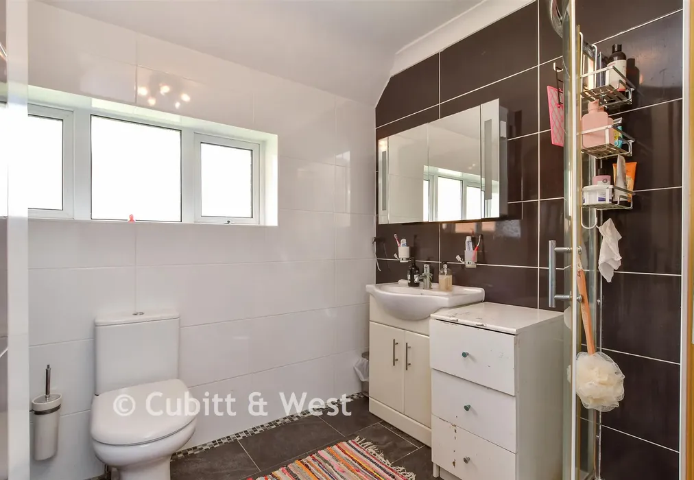 Shower Room - Norwich Drive, Brighton, East Sussex - Wards of Kent