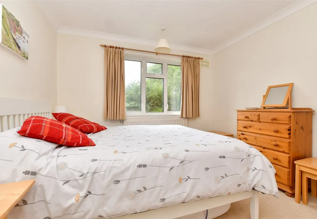 Bedroom 3 - Cobham Road, Fetcham, Leatherhead, Surrey - Wards of Kent