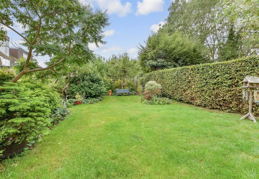 Rear Garden - Cobham Road, Fetcham, Leatherhead, Surrey - Wards of Kent