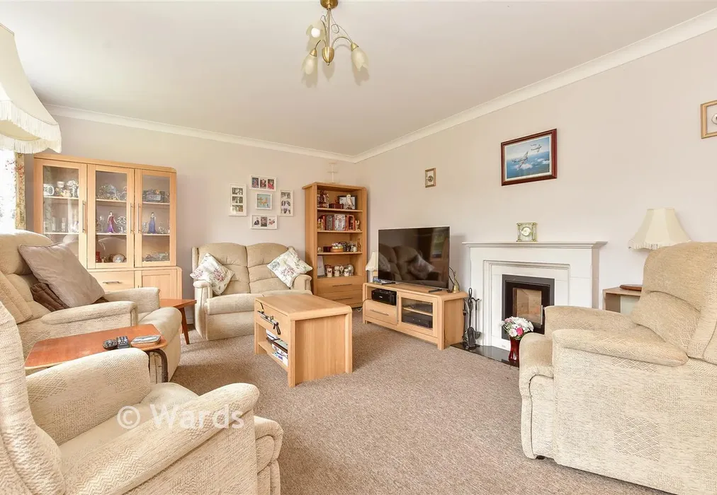 Lounge - Craythorne Close, New Romney, Kent - Wards of Kent