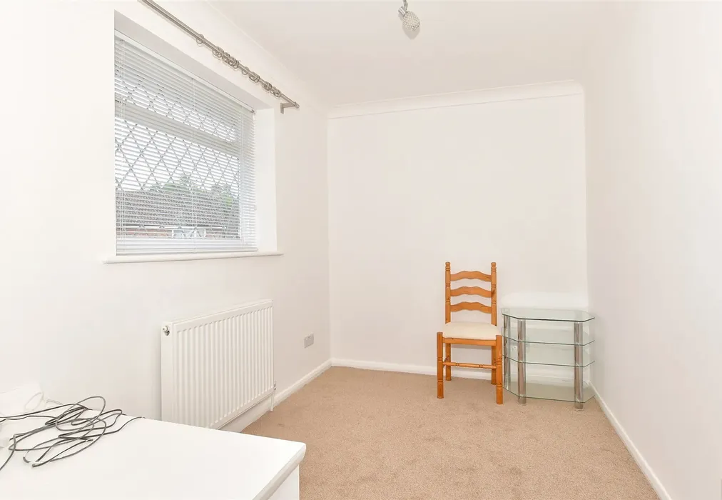 Bedroom 3 - Graveney Close, Cliffe Woods, Rochester, Kent - Wards of Kent
