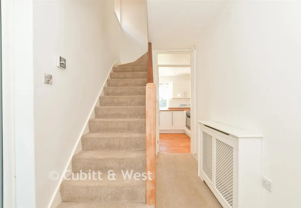 Hallway - Old Manor Road, Rustington, West Sussex - Wards of Kent