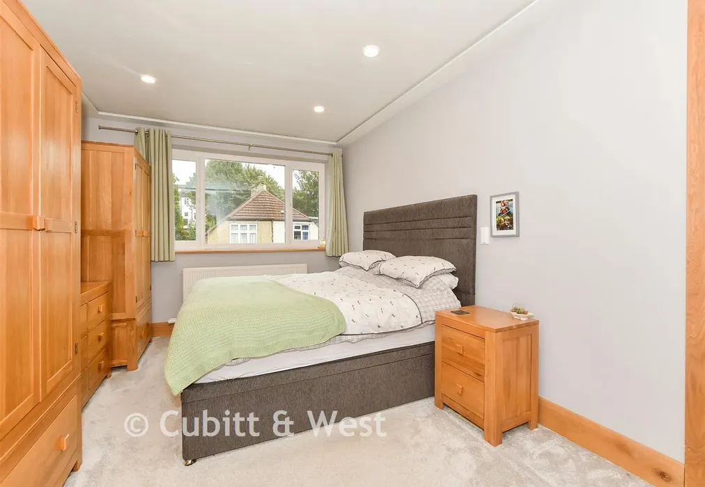 Bedroom 1 - Milton Road, Caterham, Surrey - Wards of Kent