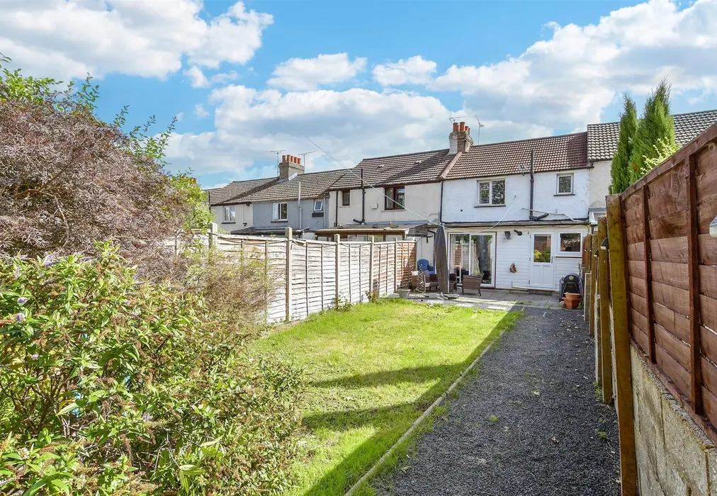 Rear Garden - Ewart Road, Chatham, Kent - Wards of Kent
