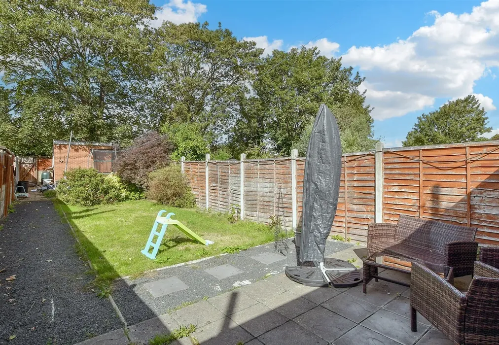 Rear Garden - Ewart Road, Chatham, Kent - Wards of Kent