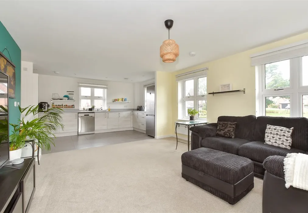 Lounge/Kitchen - Bramley Vale, Cranleigh, Surrey - Wards of Kent