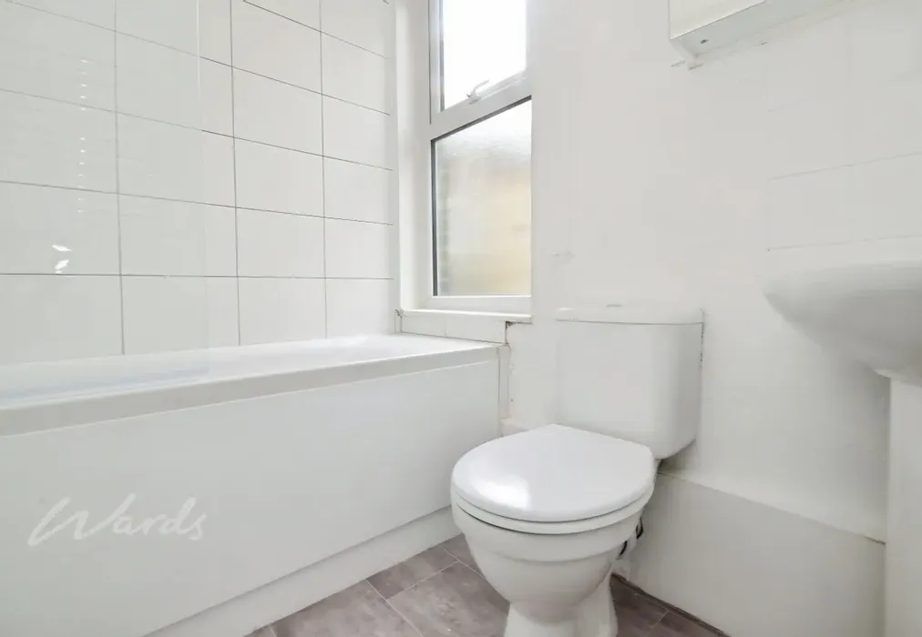 jenner bathroom - Jenner Road Rochester ME1 - Wards of Kent