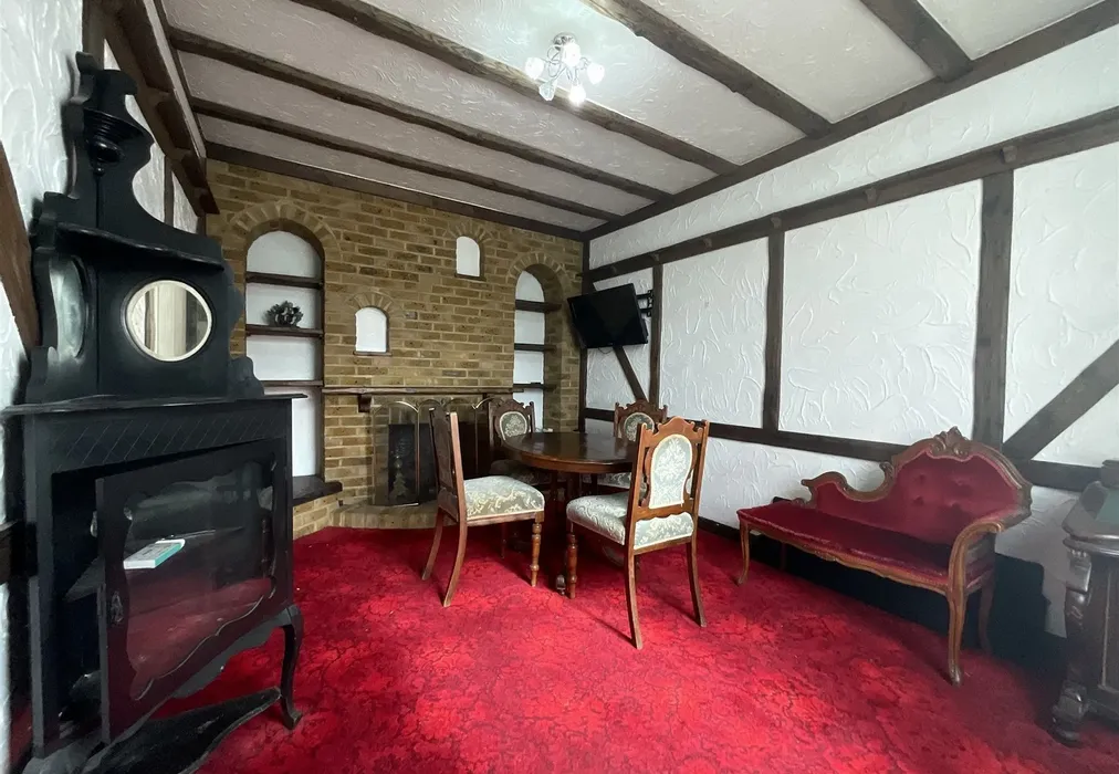 Dining Area - Runwell Road, Wickford, Essex - Wards of Kent
