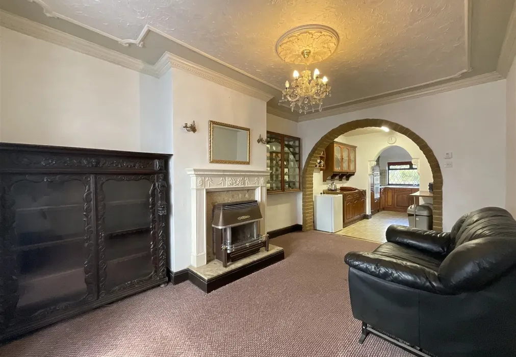 Lounge - Runwell Road, Wickford, Essex - Wards of Kent