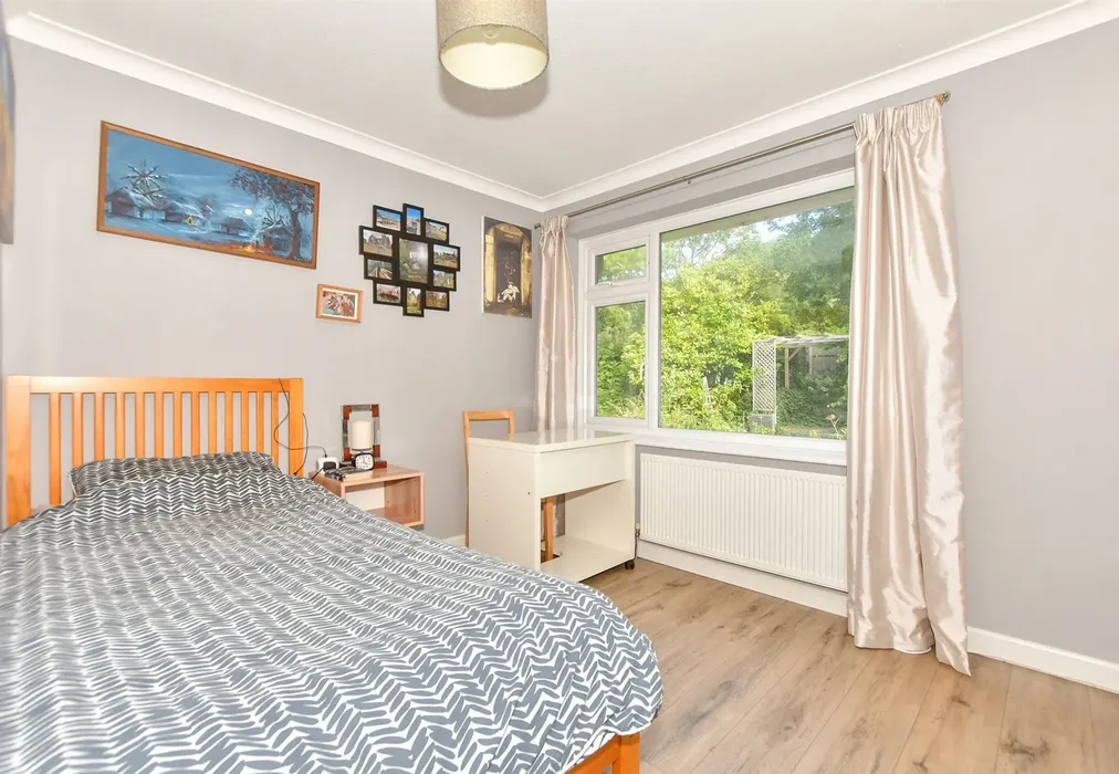 Bedroom 2 - Downs Road, Folkestone, Kent - Wards of Kent
