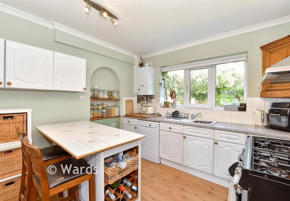 Kitchen Area - Wheeler Street, Headcorn, Ashford, Kent - Wards of Kent