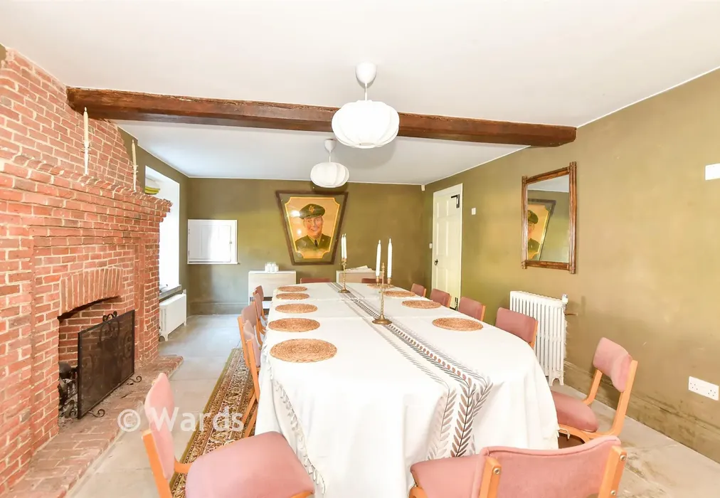 Dining Room - Fairfield Road, New Romney, Kent - Wards of Kent