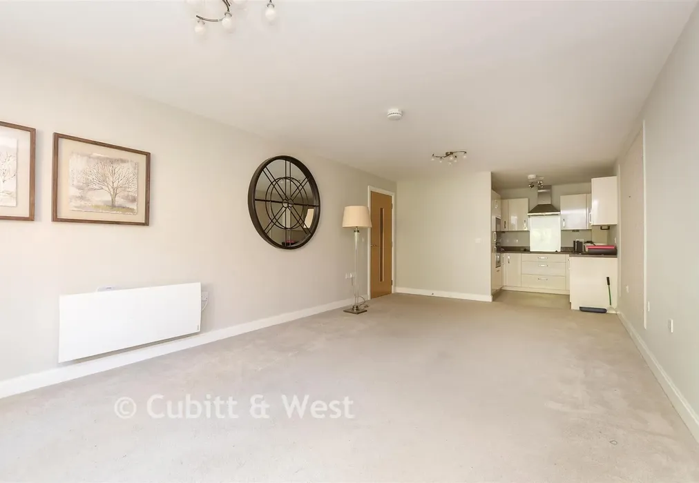 Kitchen Lounge/Diner - Outwood Lane, Chipstead, Surrey - Wards of Kent