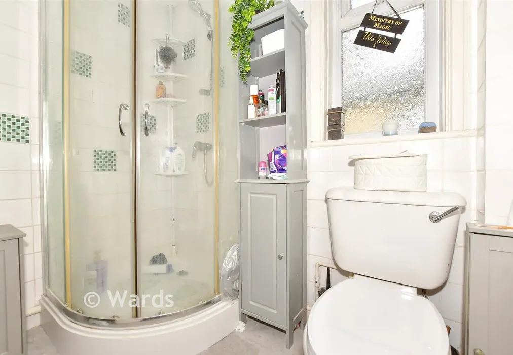 Shower Room - Newington Road, Ramsgate, Kent - Wards of Kent
