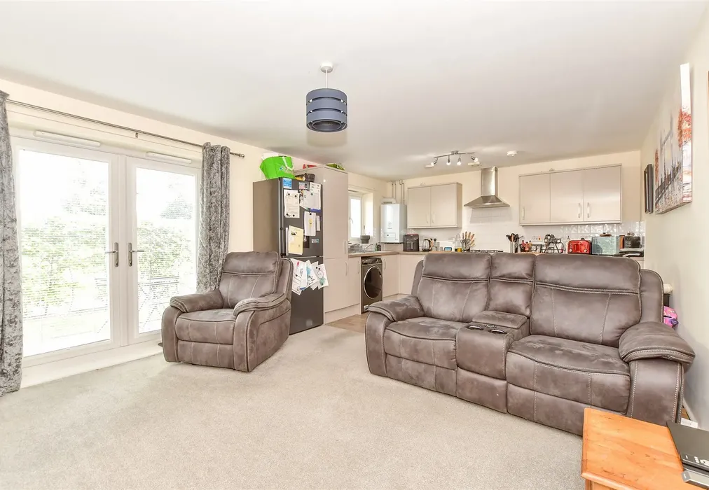 Lounge/Kitchen - Priors Orchard, Southbourne, Emsworth, West Sussex - Wards of Kent