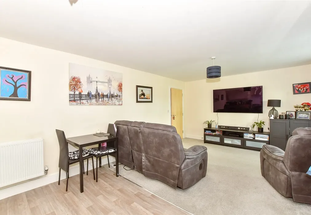 Lounge/Kitchen - Priors Orchard, Southbourne, Emsworth, West Sussex - Wards of Kent