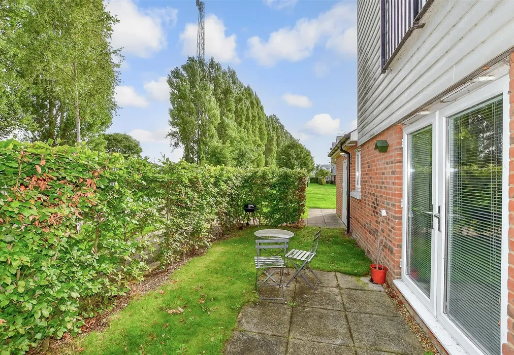 External Lifestyle Photograph - Priors Orchard, Southbourne, Emsworth, West Sussex - Wards of Kent