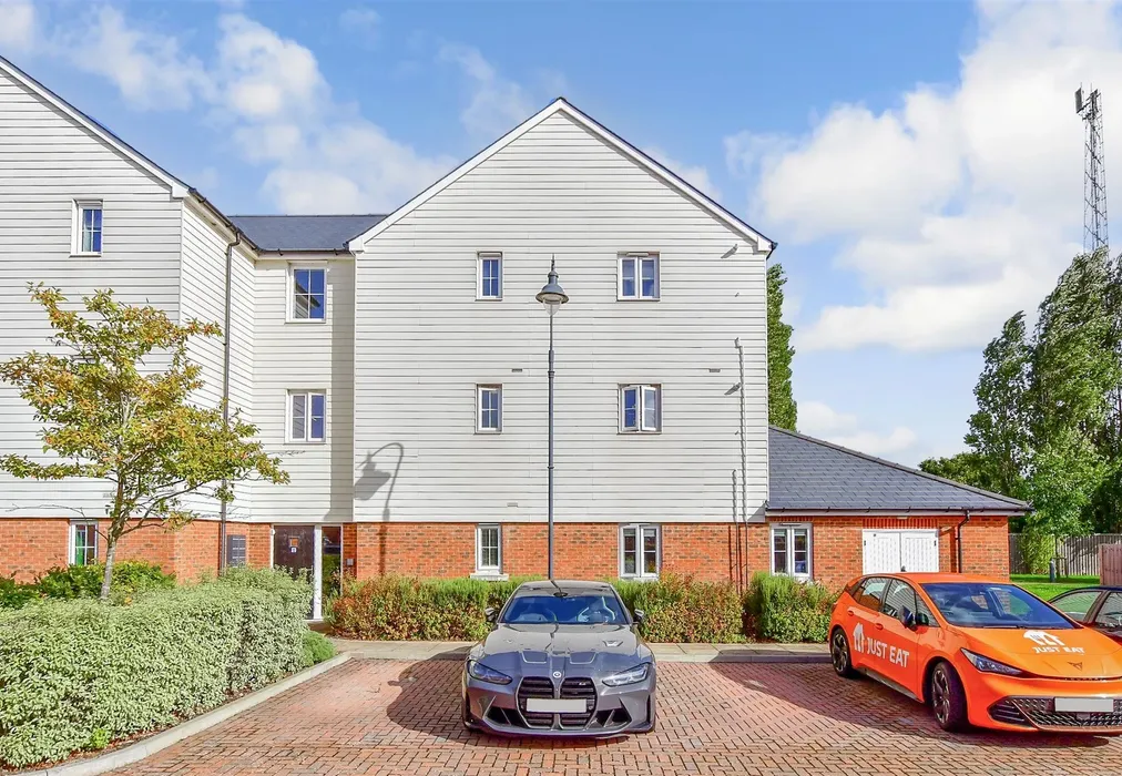 External (Brochure) - Priors Orchard, Southbourne, Emsworth, West Sussex - Wards of Kent