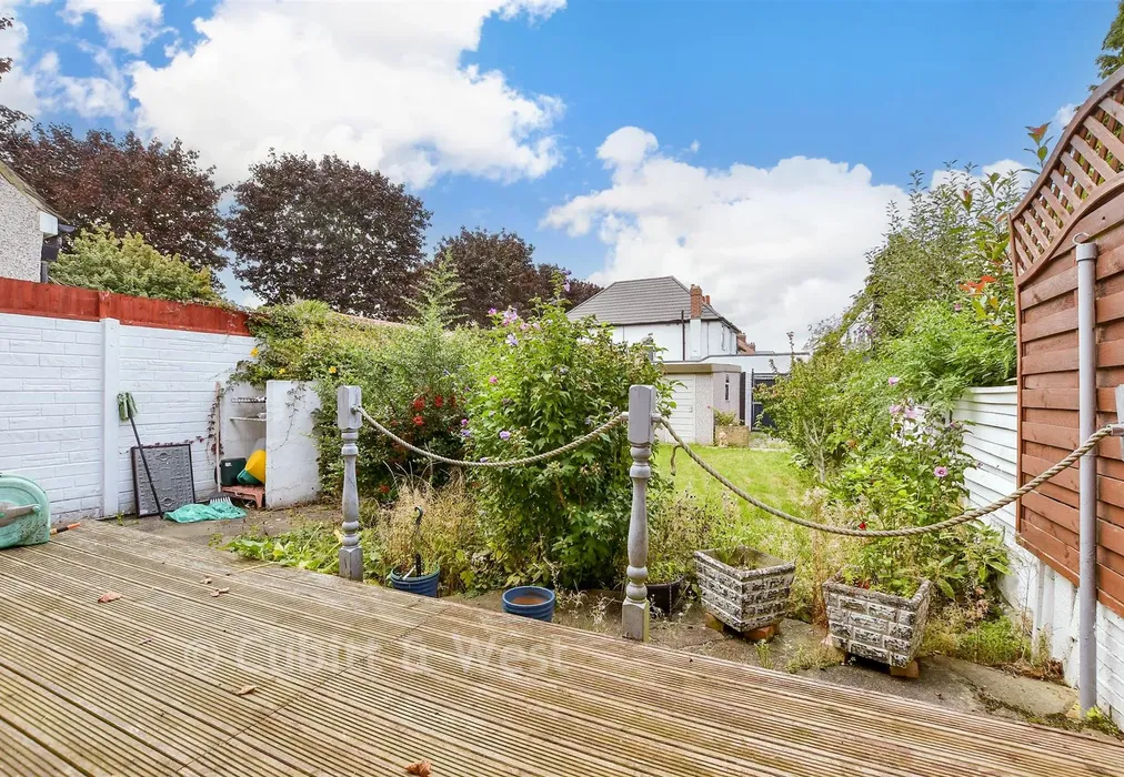 Patio / Decking - Croydon Road, Beddington, Surrey - Wards of Kent