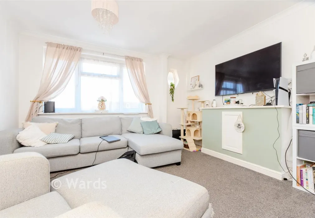Lounge - Barr Road, Gravesend, Kent - Wards of Kent