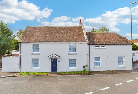 Main Road, Nutbourne, West Sussex - Wards of Kent