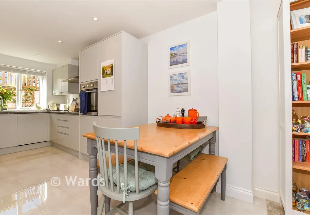 Kitchen/Diner - Hillcrest, Tunbridge Wells, Kent - Wards of Kent