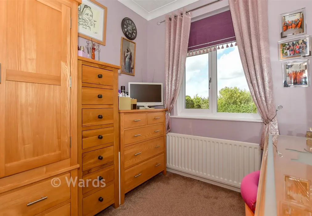 Bedroom 3 - Shenley Grove, Sandling, Maidstone, Kent - Wards of Kent