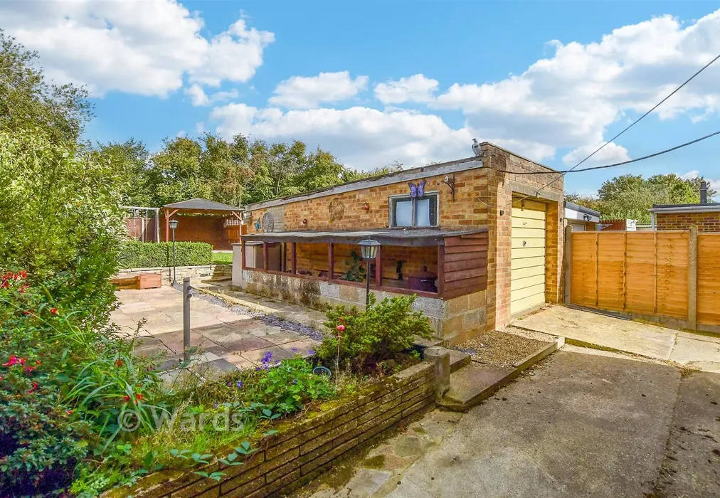 Rear Garden - Broomshaw Road, Barming, Kent - Wards of Kent