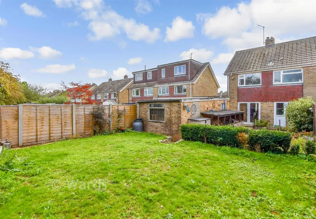 Rear Garden - Broomshaw Road, Barming, Kent - Wards of Kent
