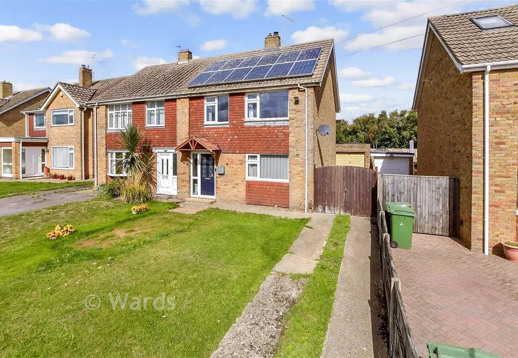 Front Web - Broomshaw Road, Barming, Kent - Wards of Kent