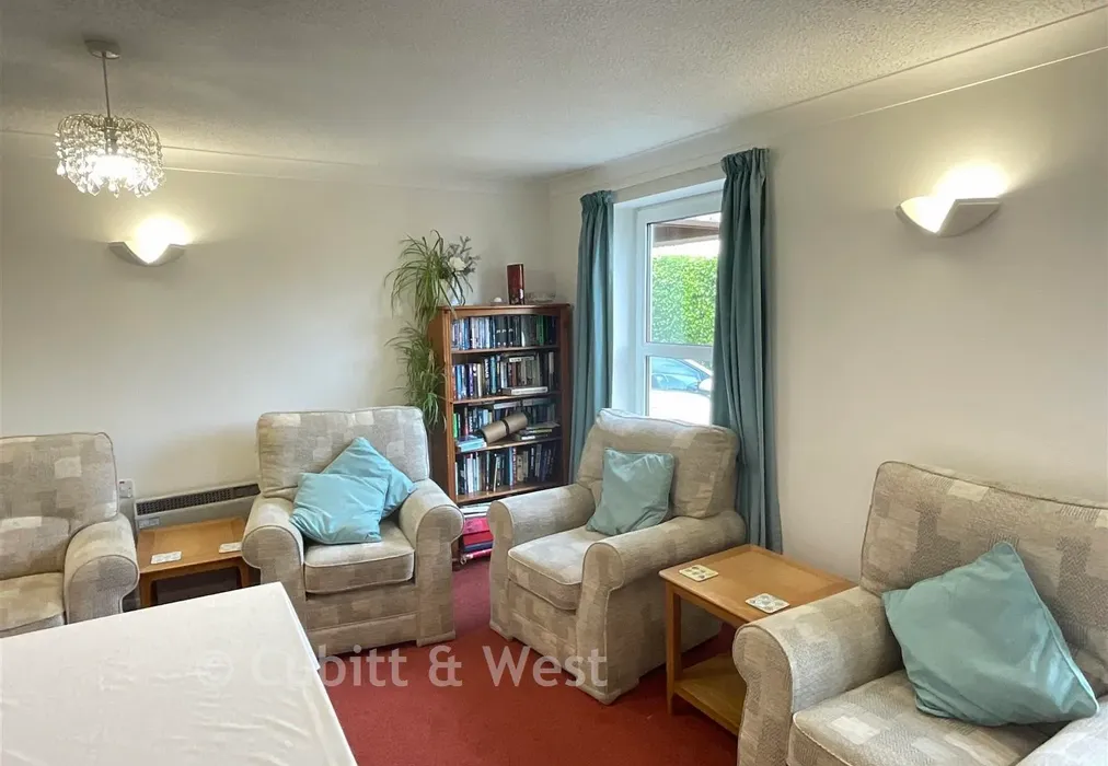 Communal Lounge - Norfolk Road, Littlehampton, West Sussex - Wards of Kent