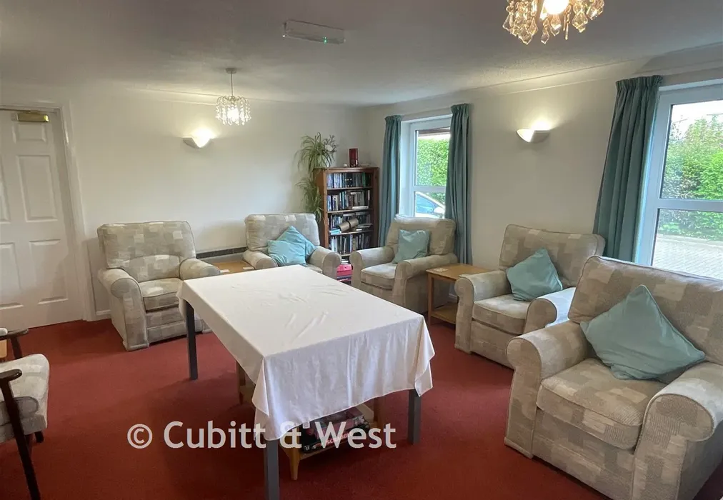 Communal Lounge - Norfolk Road, Littlehampton, West Sussex - Wards of Kent