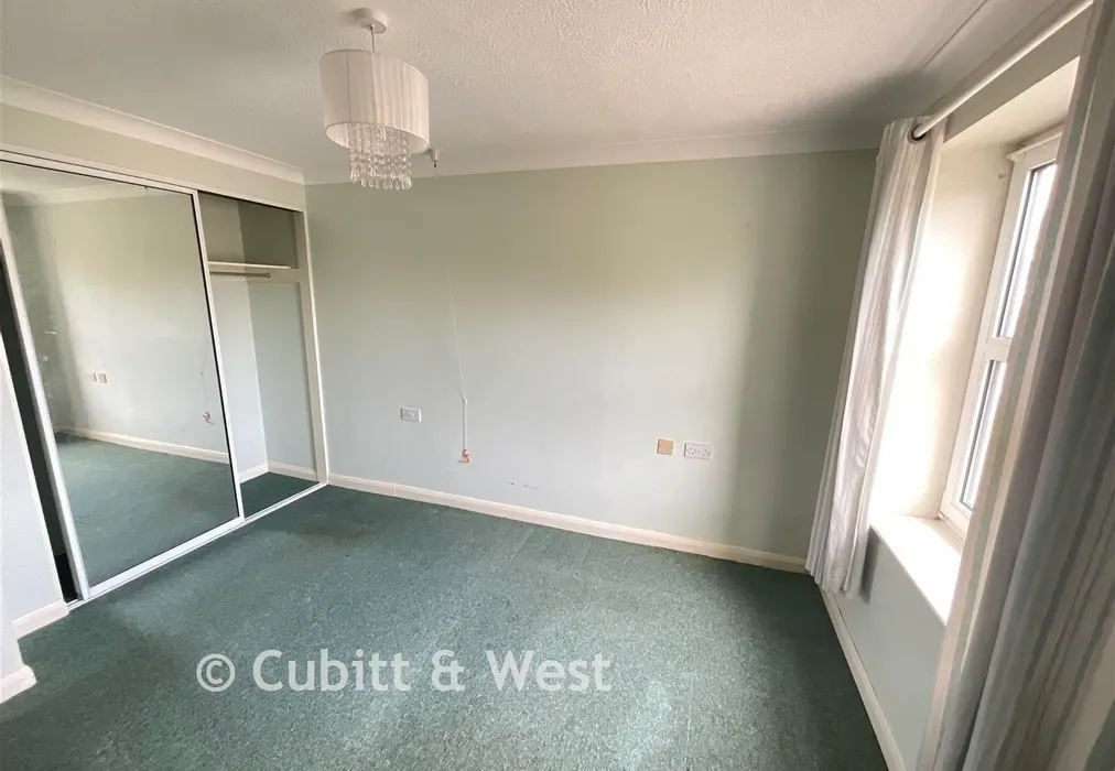 Principal Bedroom - Norfolk Road, Littlehampton, West Sussex - Wards of Kent