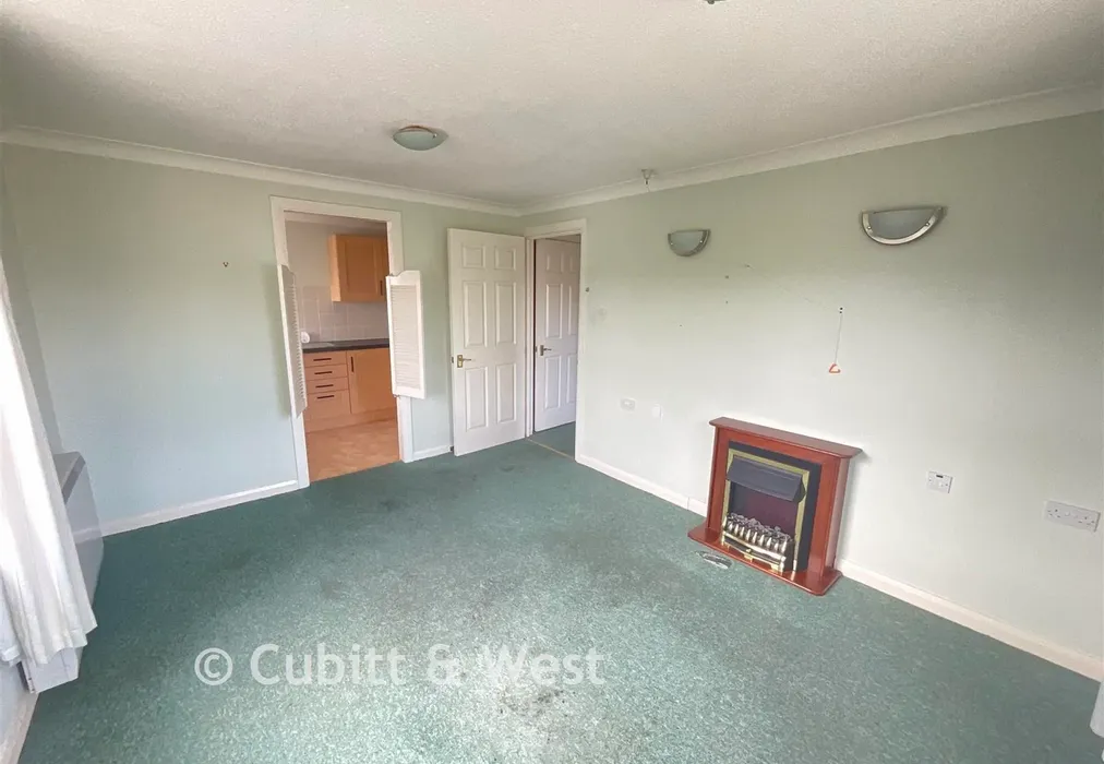 Lounge - Norfolk Road, Littlehampton, West Sussex - Wards of Kent
