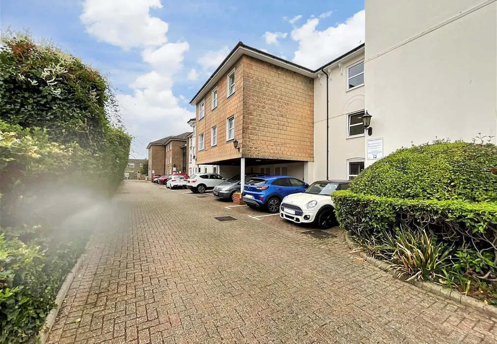 External Front 1 - Norfolk Road, Littlehampton, West Sussex - Wards of Kent