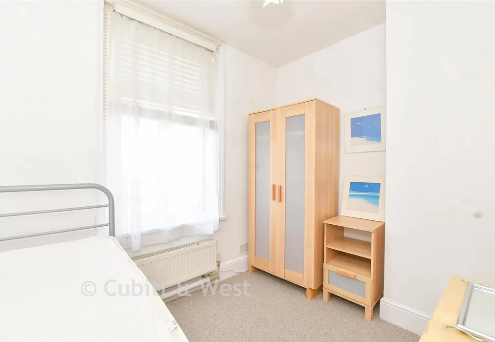 Bedroom 3 - Pretoria Road, Southsea, Hampshire - Wards of Kent