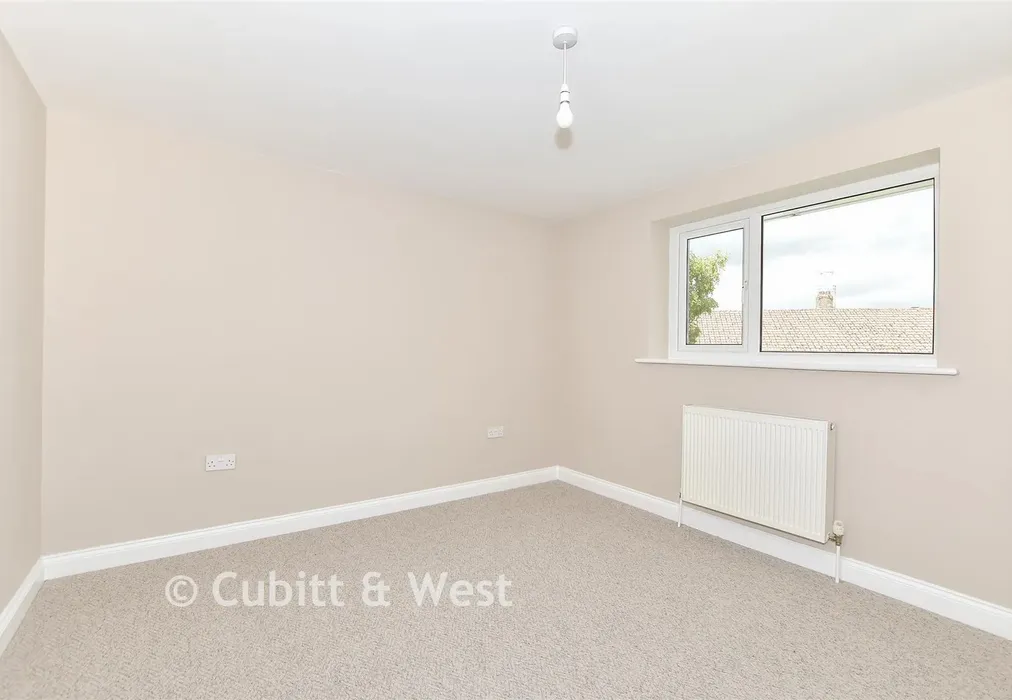 Bedroom 3 - Gloucester Road, Waterlooville, Hampshire - Wards of Kent