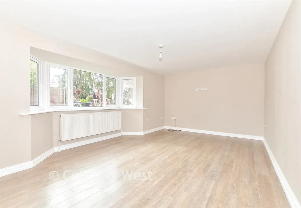 Lounge - Gloucester Road, Waterlooville, Hampshire - Wards of Kent