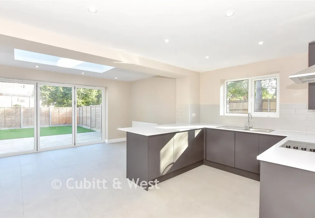 Kitchen/Diner - Gloucester Road, Waterlooville, Hampshire - Wards of Kent