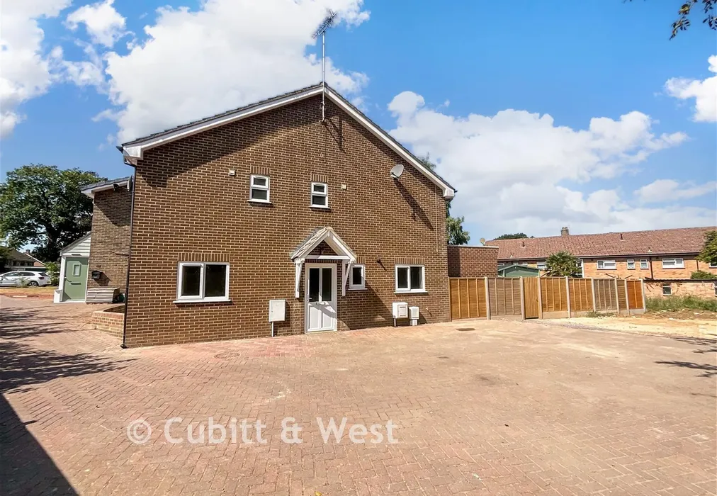 Front - Gloucester Road, Waterlooville, Hampshire - Wards of Kent