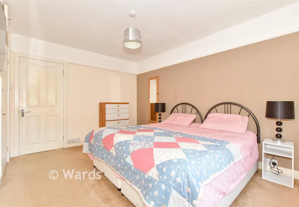 Bedroom 1 - Radnor Park Road, Folkestone, Kent - Wards of Kent