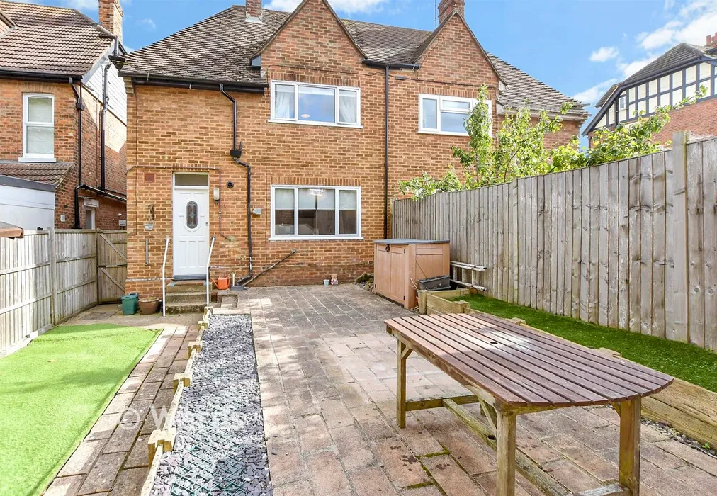 Rear Garden - Radnor Park Road, Folkestone, Kent - Wards of Kent